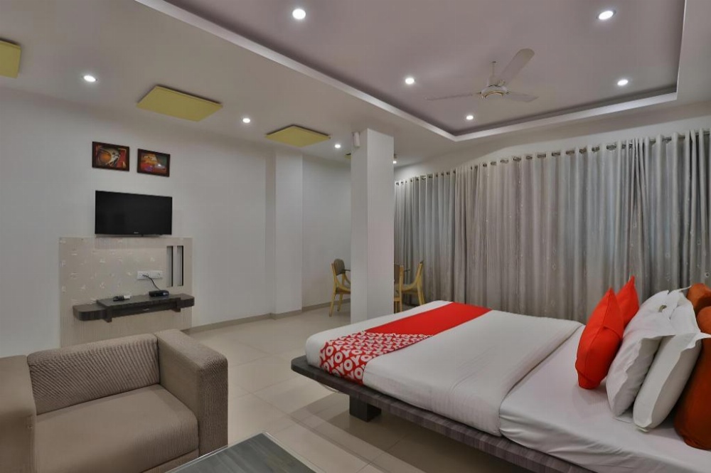 Room image 3